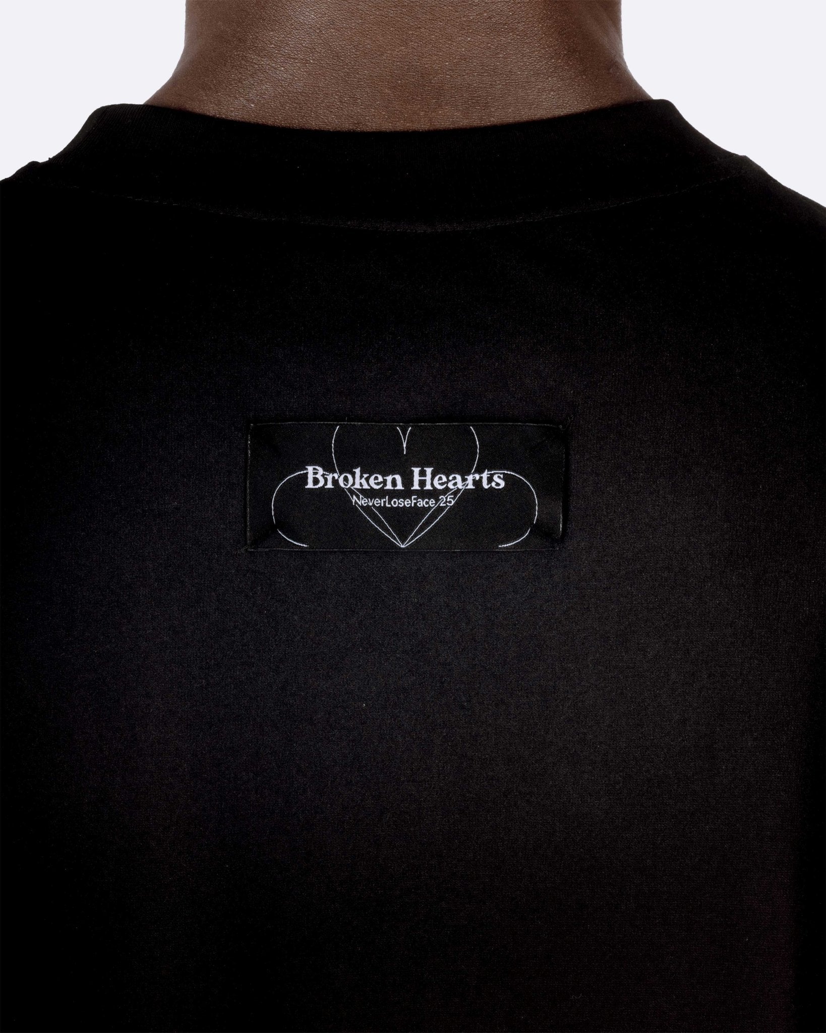 Broken Hearts Black Longsleeve - Neverloseface
