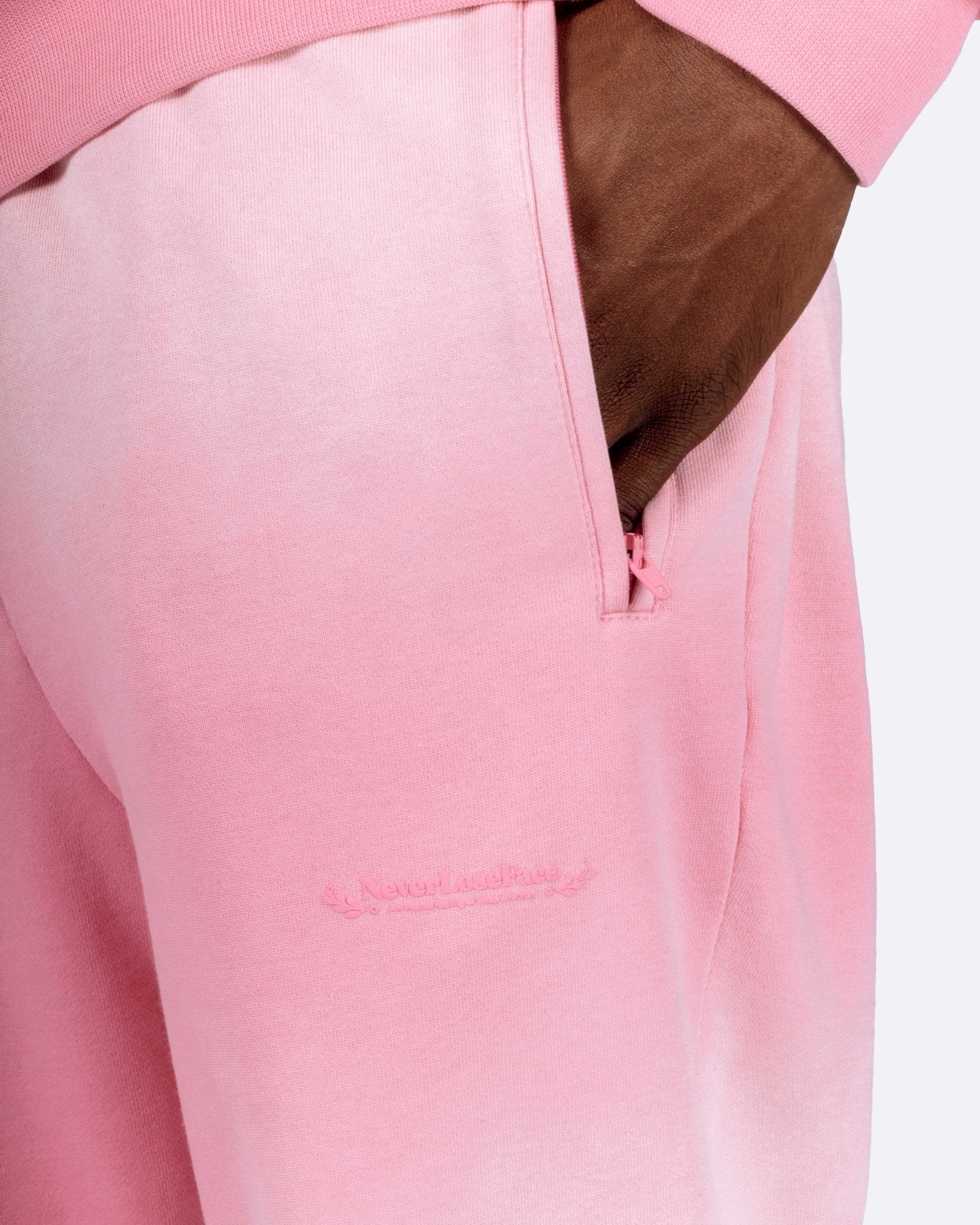 Broken Hearts Sweatpants - Neverloseface